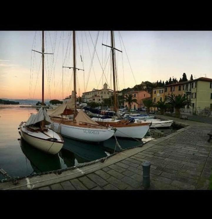 Onde House Casa Vacanze Le Grazie بورتوفينيري المظهر الخارجي الصورة